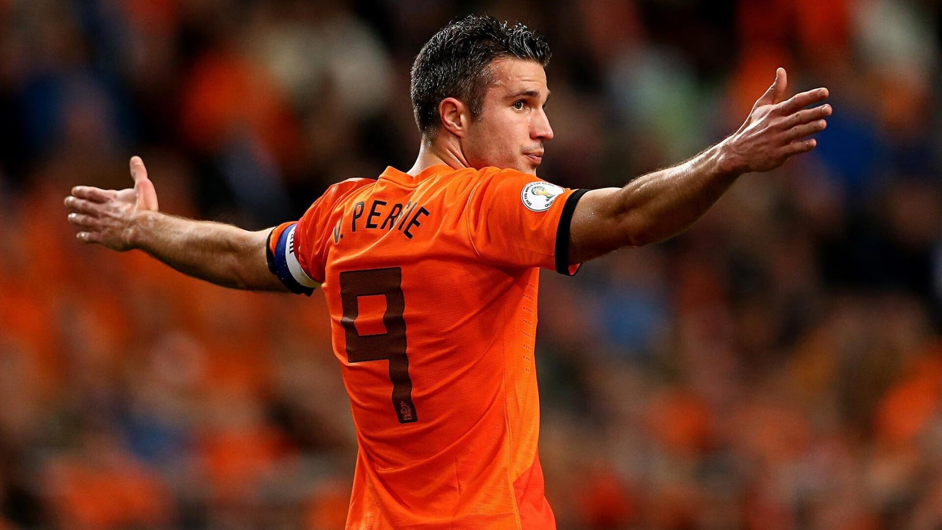 开云世界杯-年度焦点之战之夜，当班凯罗撕碎聚光灯，定义属于自己的传奇